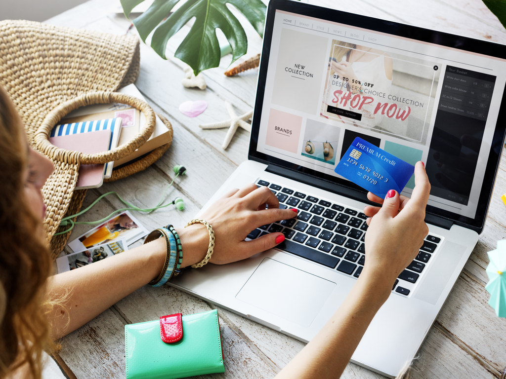 Easy Ways to Save Money When Shopping Online (and Offline)
