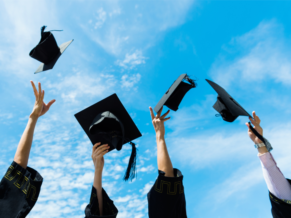How to Take Out Student Loans Wisely