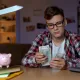 5 Money Saving Moves for College Students