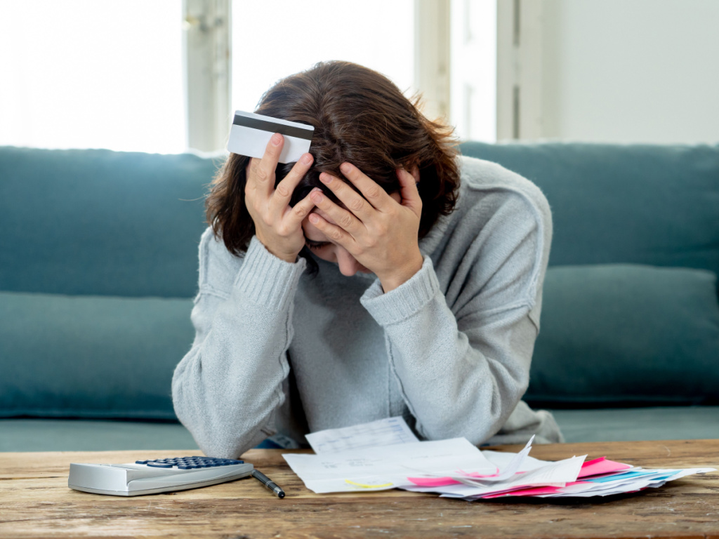 5 Signs You May Have Too Much Debt 